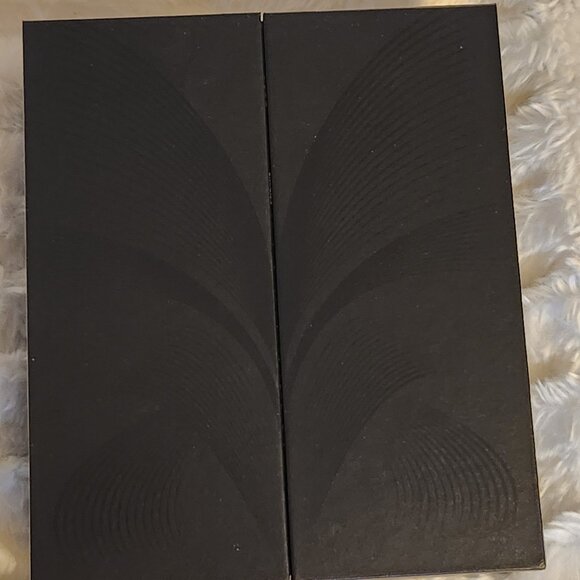 Samsung Galaxy Z Fold 2 5G Black Empty Phone BOX (no phone) + All Inserts - Picture 9 of 11